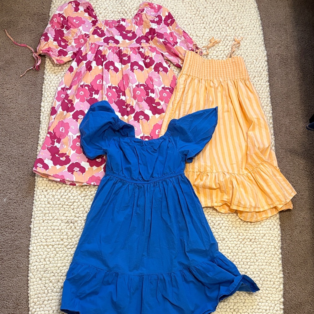 Girls dress lot